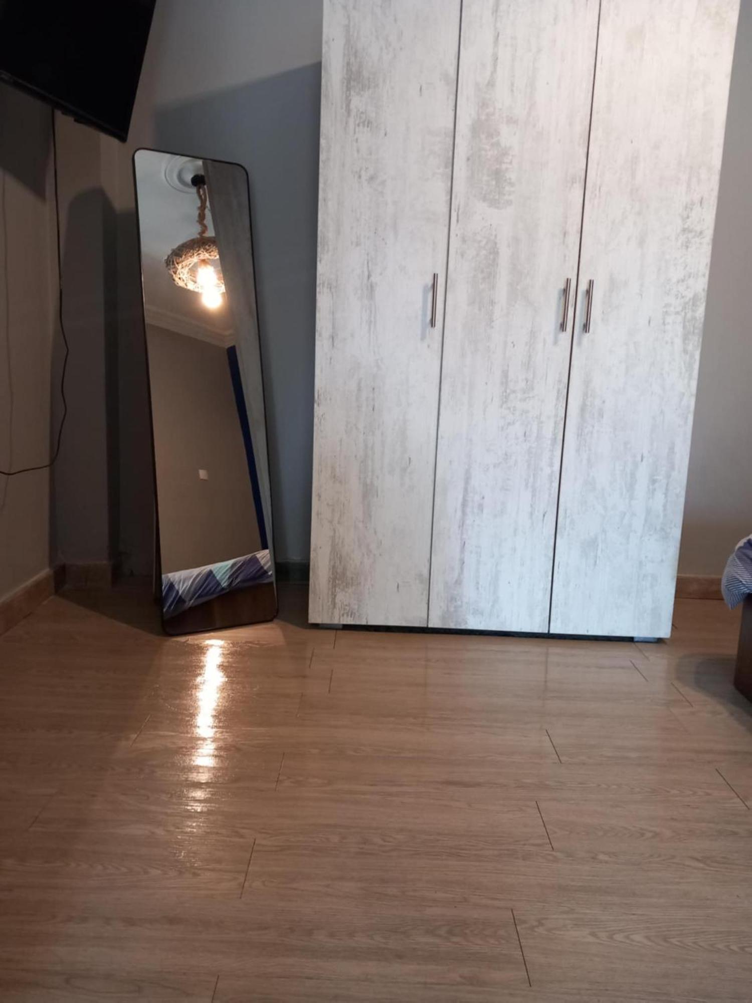 Closer "Egnatia Apartment 1" Thessaloniki Exterior photo